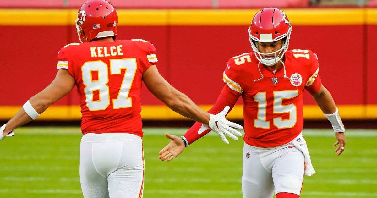 Travis Kelce and Patrick Mahomes